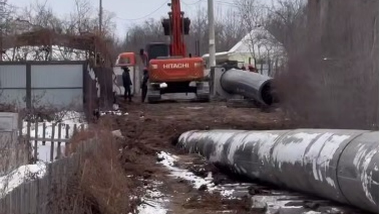 Прокладка новой трубы завершится в марте