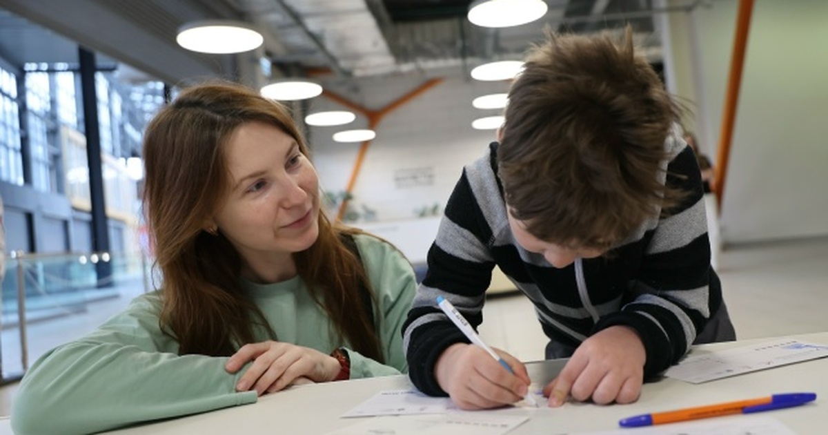 Специальная открытка, разработанная музеем, был...