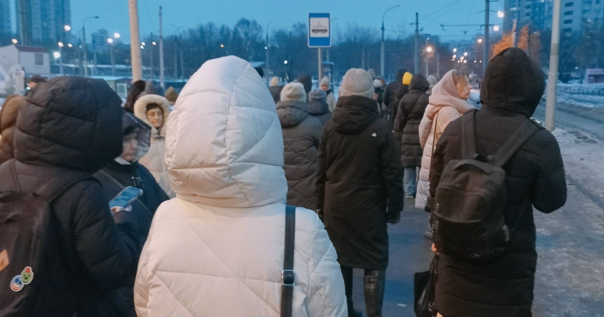 Жители города пожаловались губернатору на отсут...