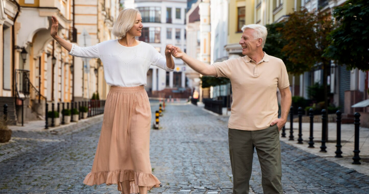 Ученые: ежедневные шаги могут задержать болезнь Альцгеймер на годы Увеличение ежедневной физической активности свя...