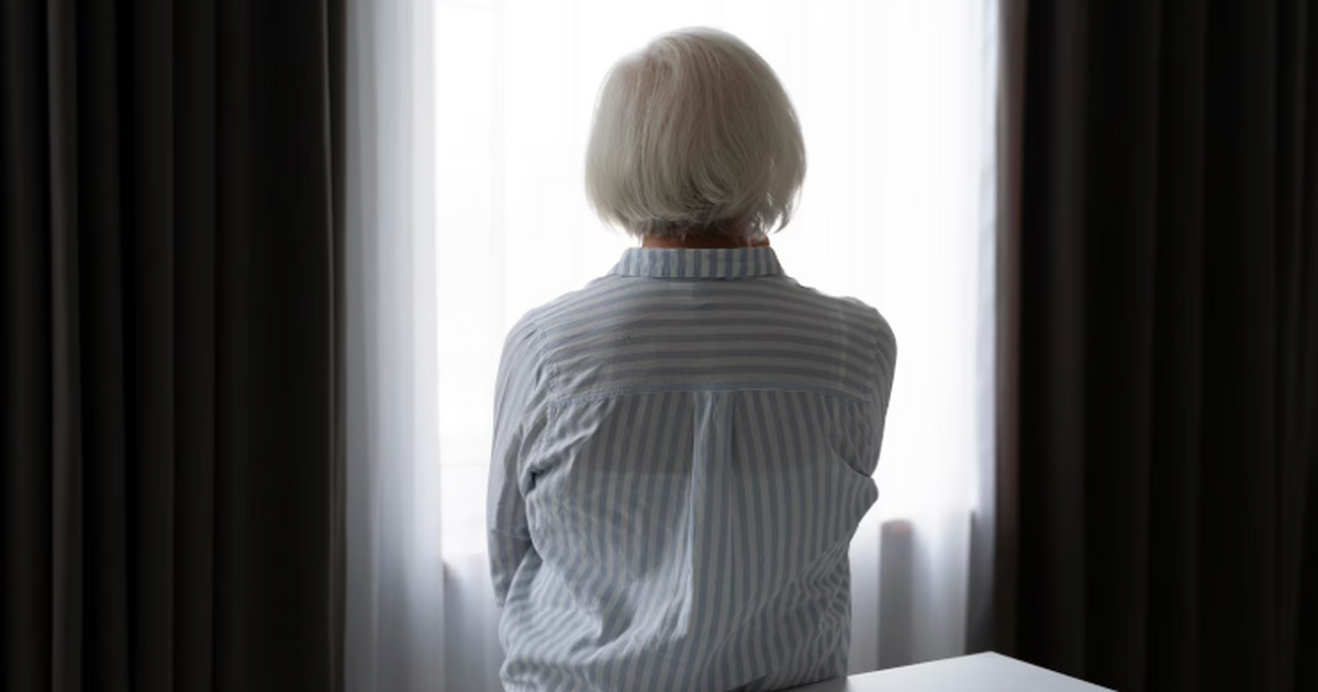 Ученые отметили, что отказ от мяса у пожилых может повышать риск Альцгеймера Исследование показало, что у пожилых людей с ге...