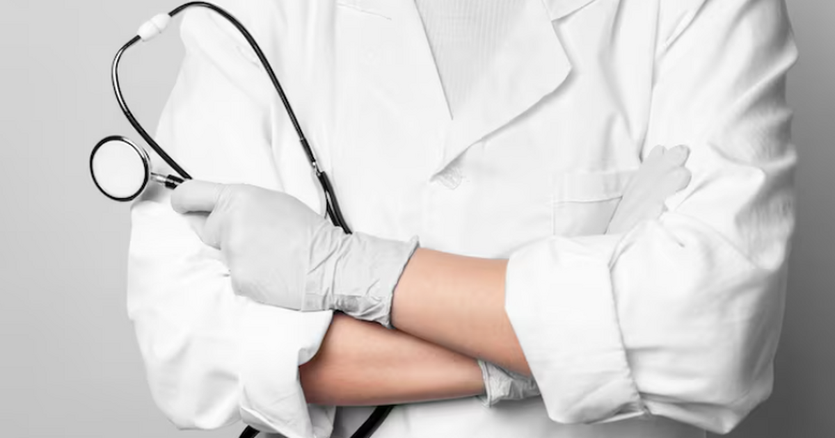 Ученые назвали незаметный симптом рака мочевого пузыря у курильщиков Врач‑хирург и онкоуролог Марк Гадзиян рассказал...