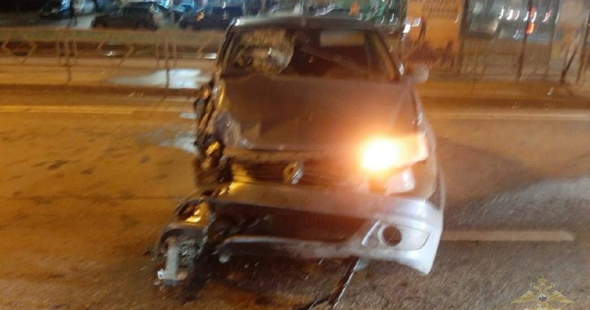 Трое молодых людей пострадали в ДТП на улице Демократической в Самаре Вечером 14 ноября в Промышленном районе Самары ...