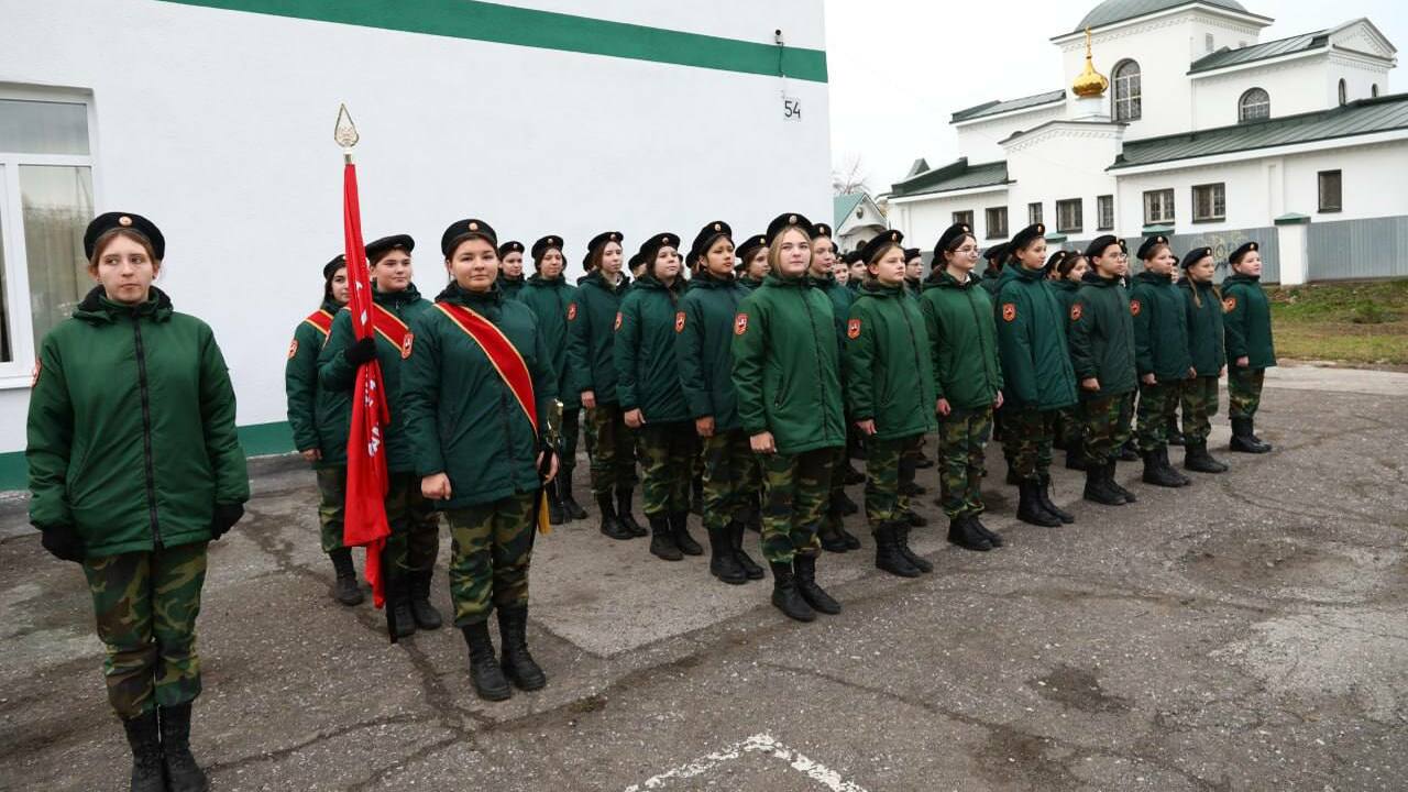 Мэр Самары Носков посетил репетицию кадетов перед смотром на площади Куйбышева Кадеты будут представлять Самару на "Параде Пам...