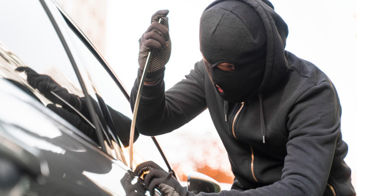 Крупные страховые компании составили антирейтин...