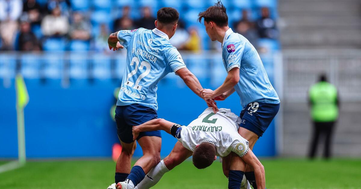 11 апреля в Самаре "Крылья Советов" спасли ничью с "Ахматом" Самарский клуб смог отыграться по ходу встречи