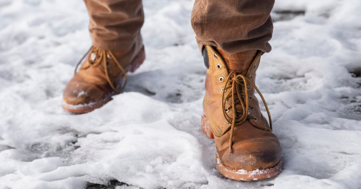 Ходьба по гололёду без падений: лайфхак с абраз...