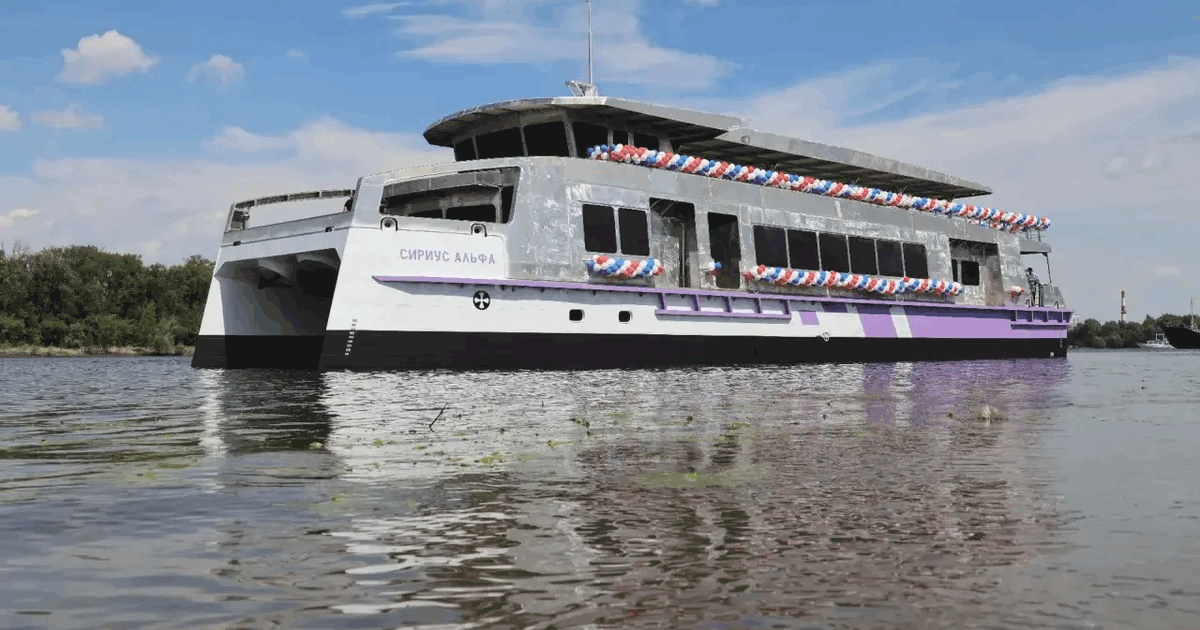 В Самаре на воду спустили первый катамаран проекта 04790 «СОММЕРС-L» На предприятии «Нефтефлот» состоялся спуск на в...