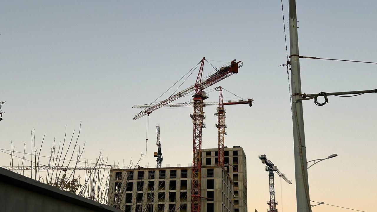 В Самаре отметили застой на рынке новостроек - кв м в среднем стоит 128 тыс руб За май цена снизилась на 0,2%