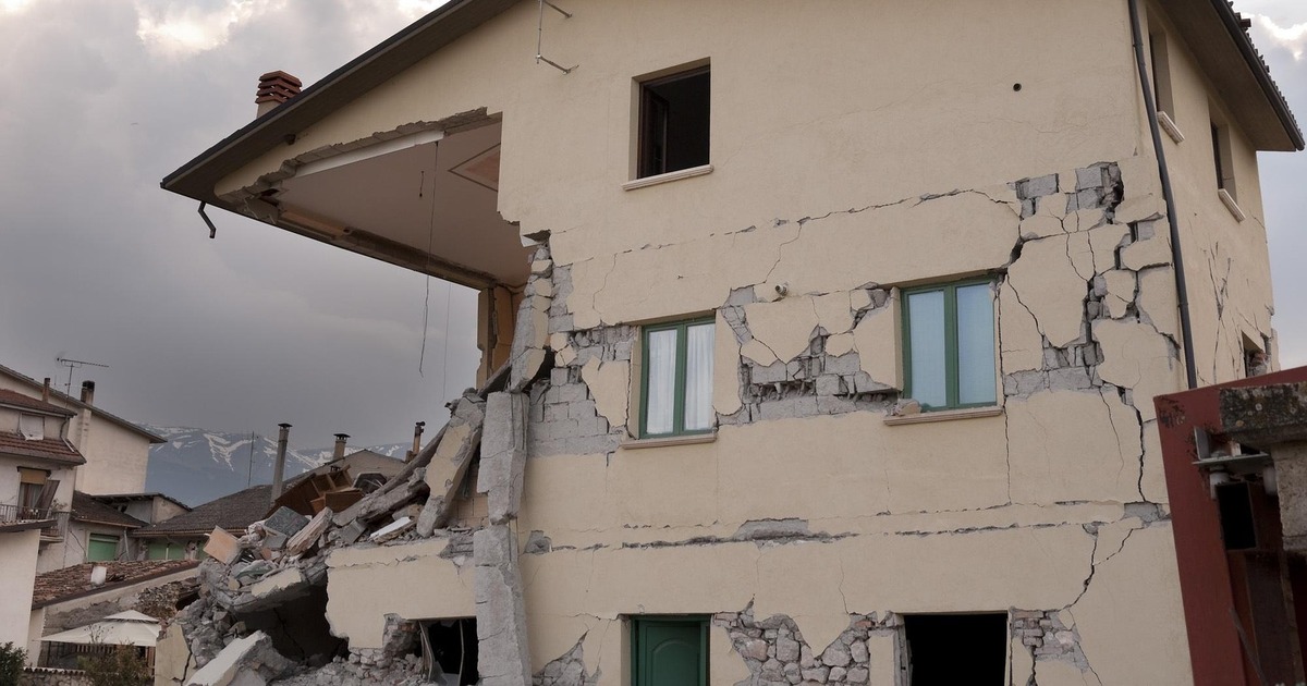 Ученые объяснили механизм землетрясений на неактивных разломах Специалисты Утрехтского университета обратили в...