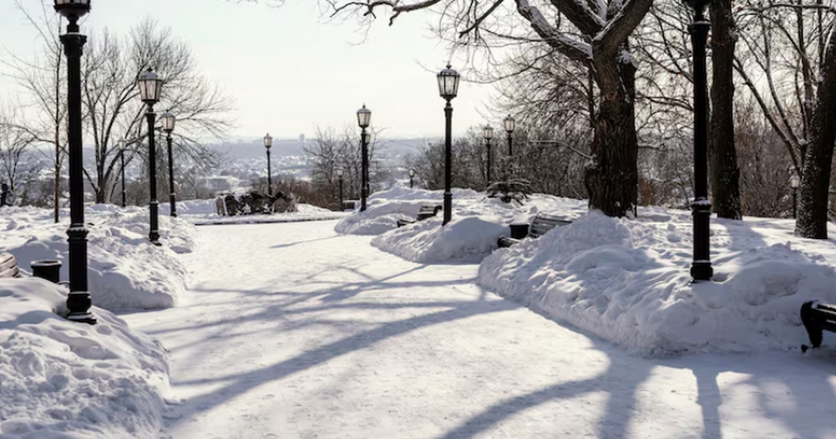 Предстоящая зима в России ожидается холоднее, ч...