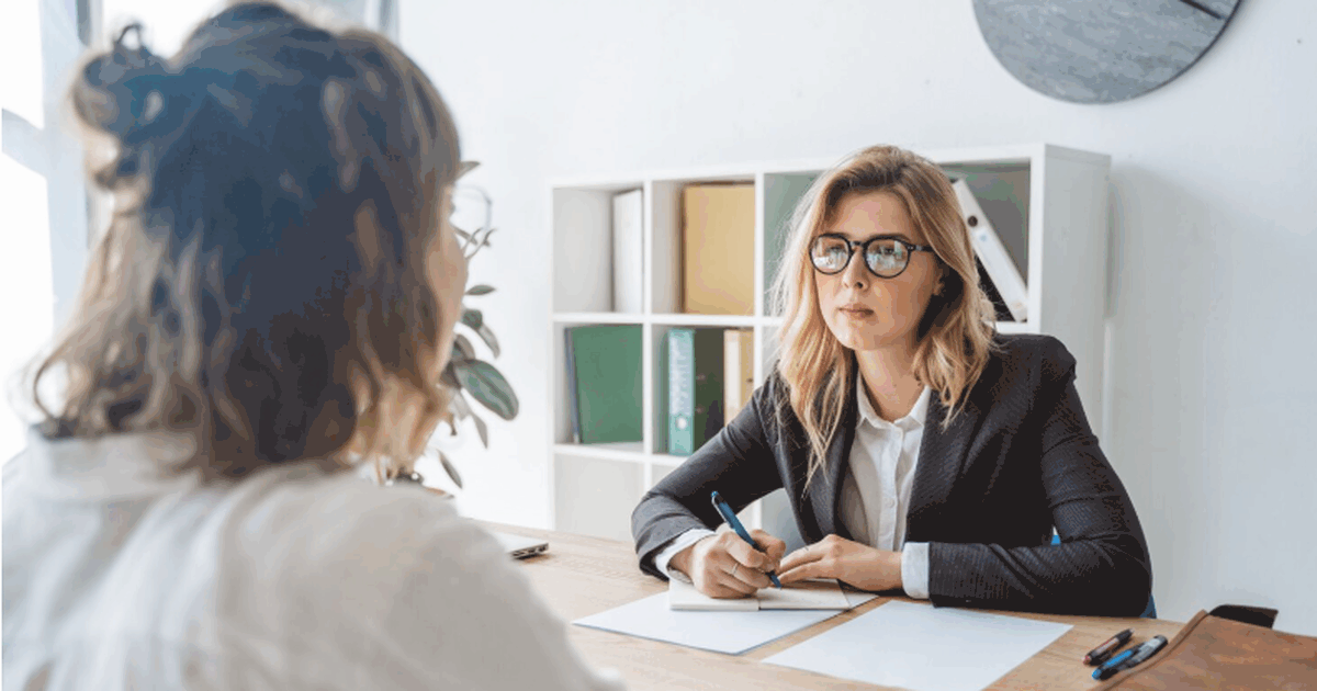 Опрос SuperJob показал, что 74% жителей Самары ...