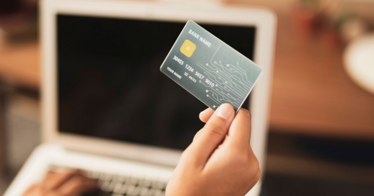 75 000 сразу на карточку: в России вводят новую выплату для пенсионеров — такой щедрости не ждал никто Единовременные выплаты за юбилей свадьбы: кто и...