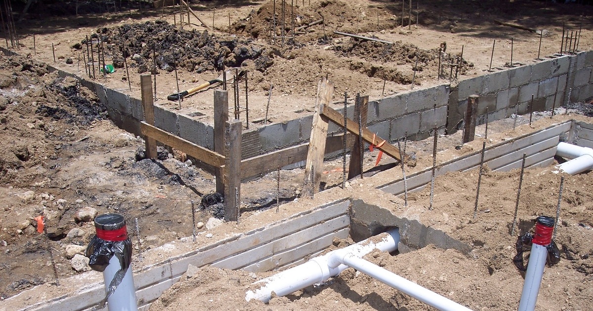 В Самаре участок бывшей табачной фабрики выставили на продажу Участок площадью 2,1 гектара расположен на пере...