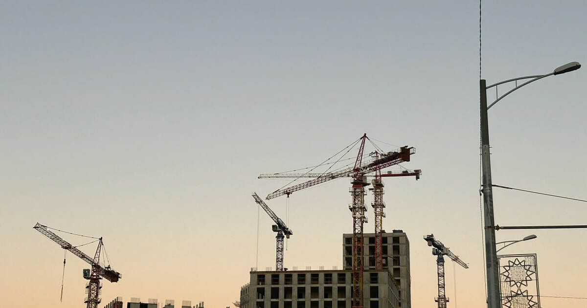 В Самаре парковки 13-го микрорайона могут заменить новостройками В 13‑м микрорайоне Самары намечено строительств...