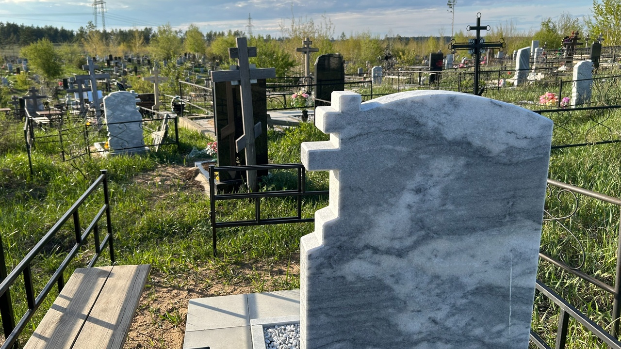 Священники поставили точку, как правильно ухаживать за могилой усопшего Православные священники поделились основными ре...