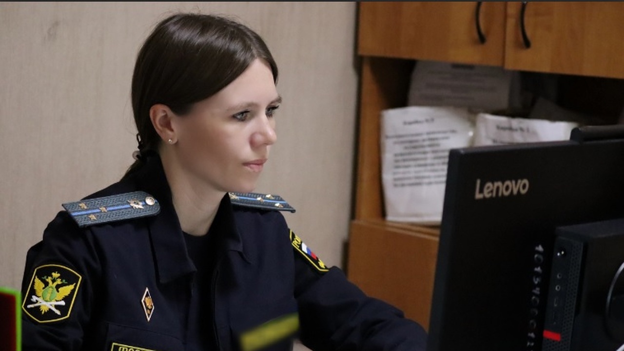 В Самаре ликвидировали незаконную автостоянку на площади 1000 квадратных метров Женщина освободила незаконно занимаемый земельн...