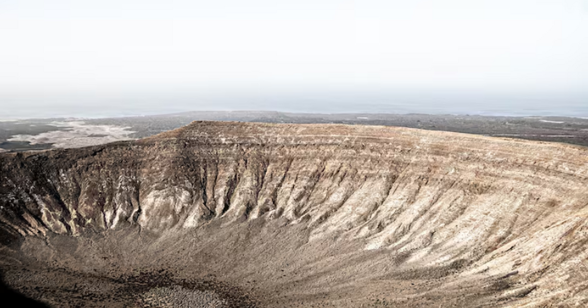 Археологи обнаружили в окрестностях Стоунхенджа...