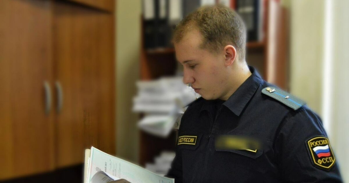 Фирма без разрешения использовала сокращение "рос"