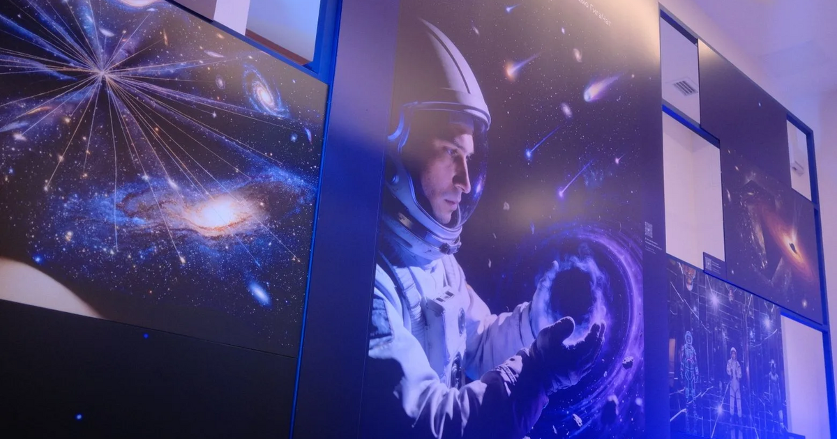 На выставке представлены нейрокартины самарског...