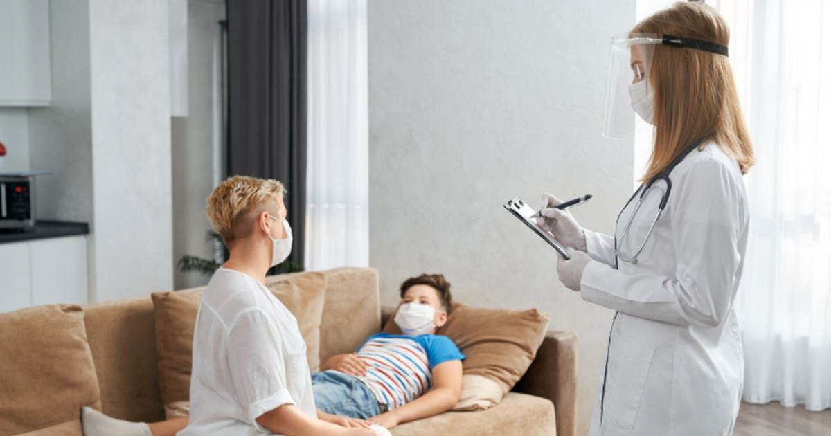 Вызов врача на дом через номер 122 в России ста...