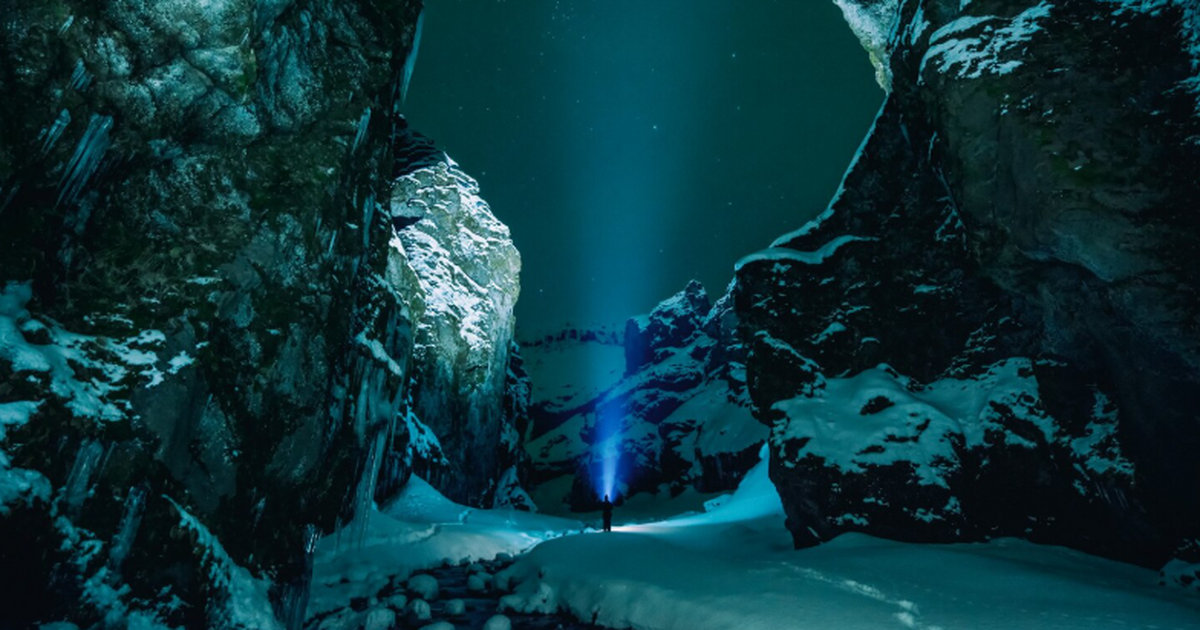 В предгорной дуге Марианской впадины нашли следы жизни по липидам микробов Сообщили о признаках устойчивых микробных сообщ...