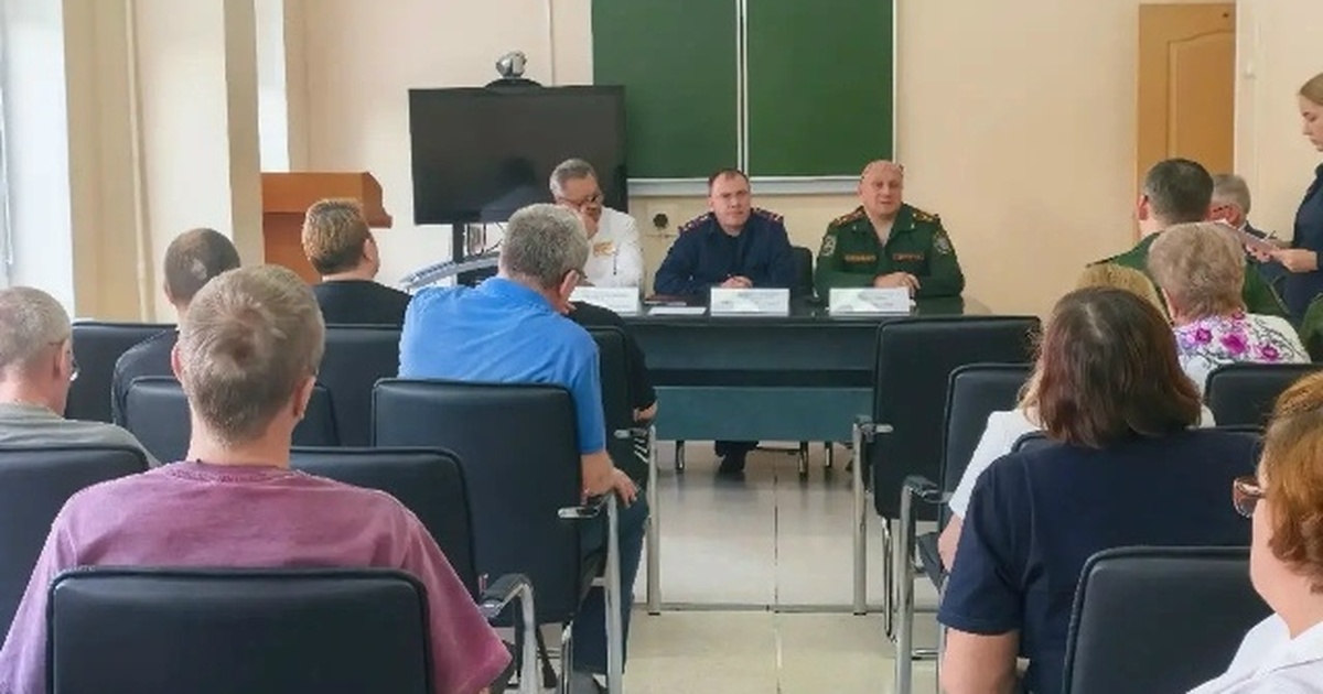 В Самаре заместитель главы следственного управления провел прием участников СВО Сотрудники следственного управления предоставил...