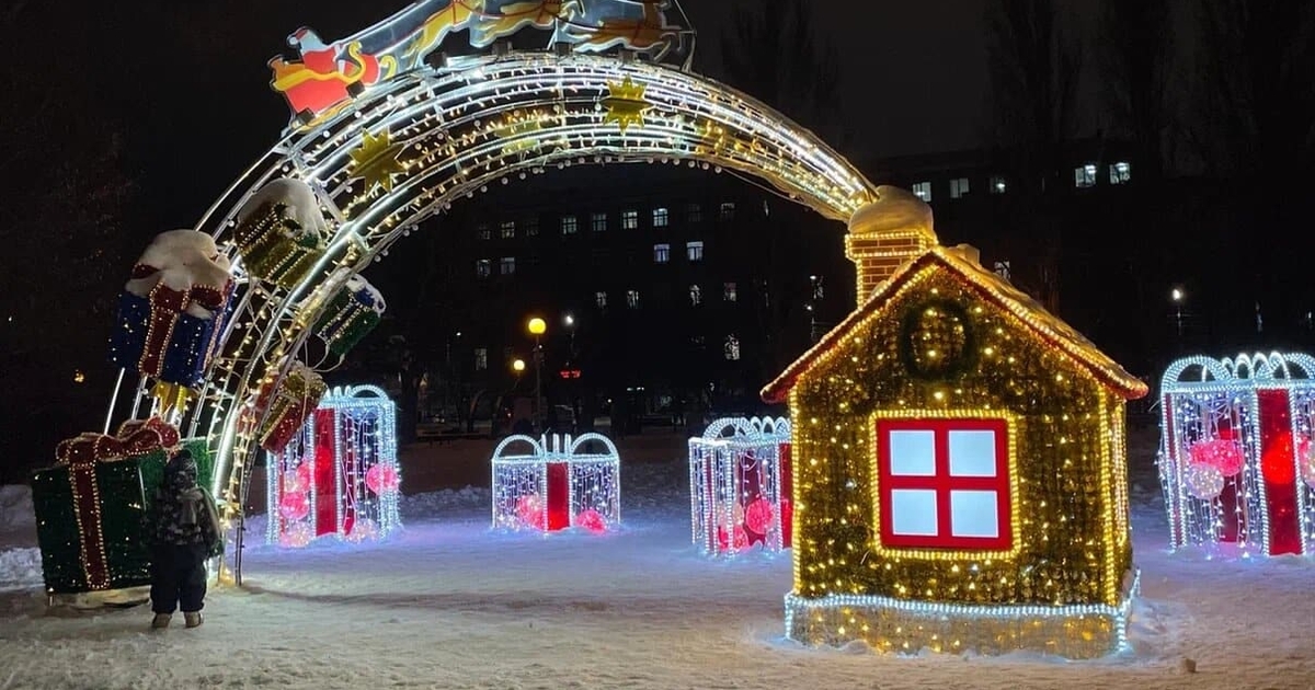 В Самаре началась подготовка к новогодним празд...