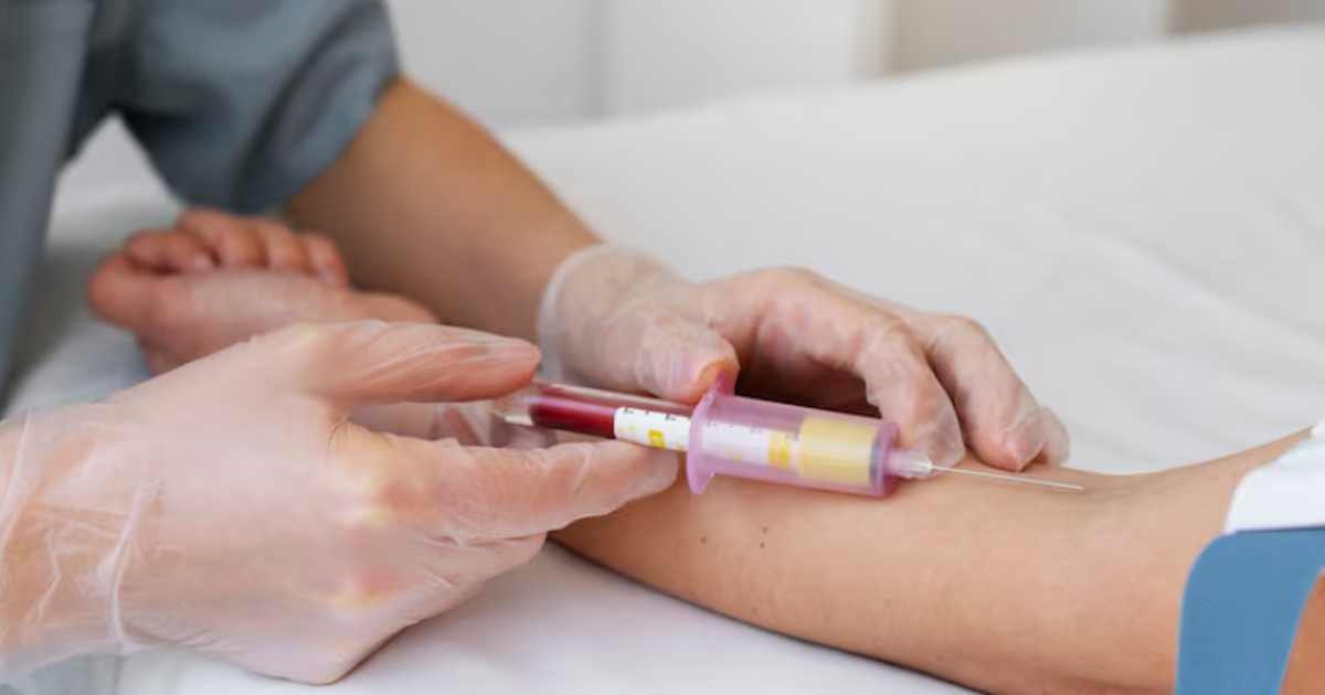 В России завершили клиническое исследование нового препарата от рака крови В России завершено исследование препарата «Утже...