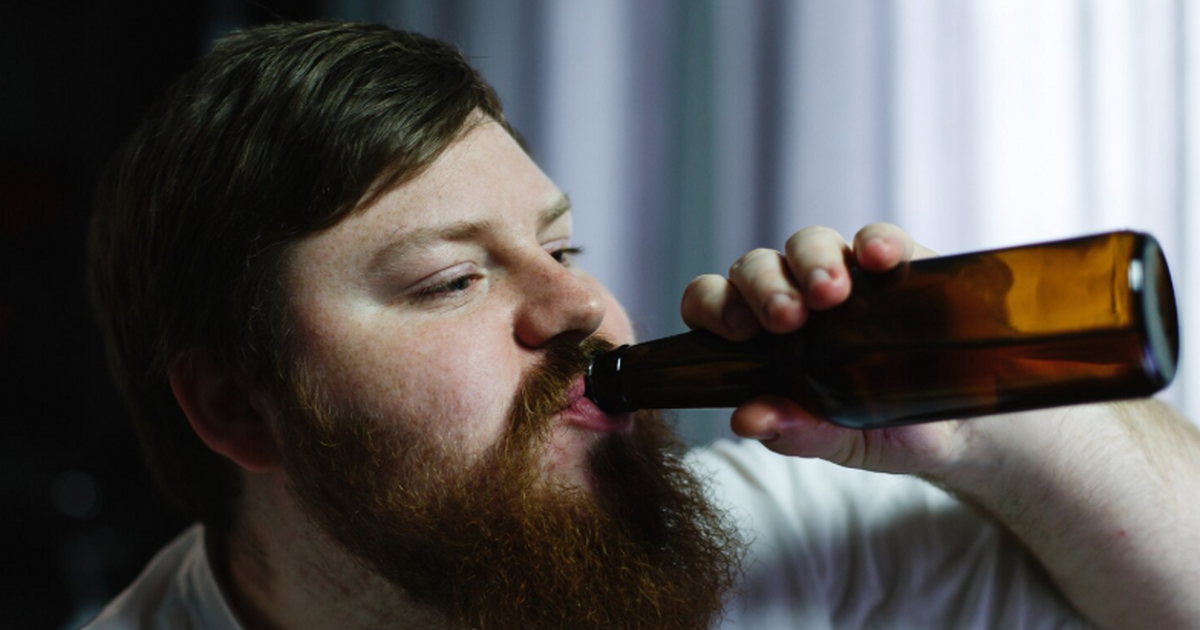 Нарколог Игорь Ли рассказал, как распознать начальные признаки алкоголизма Главный нарколог Калининградской области Игорь ...