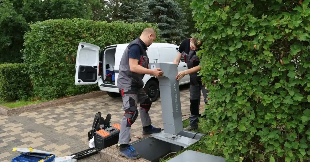 На набережной Самары начали устанавливать питьевые фонтанчики Вода проходит многоступенчатую очистку, в том ч...