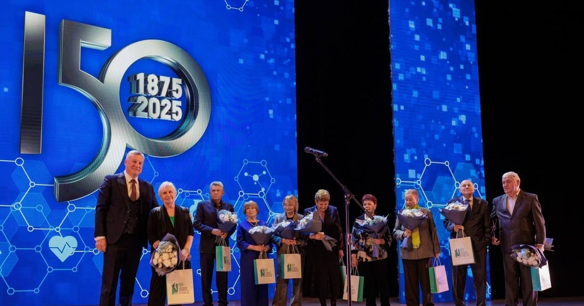 В Самаре отметили 150‑летие больницы имени Пирогова Лучшим сотрудникам больницы вручили награды