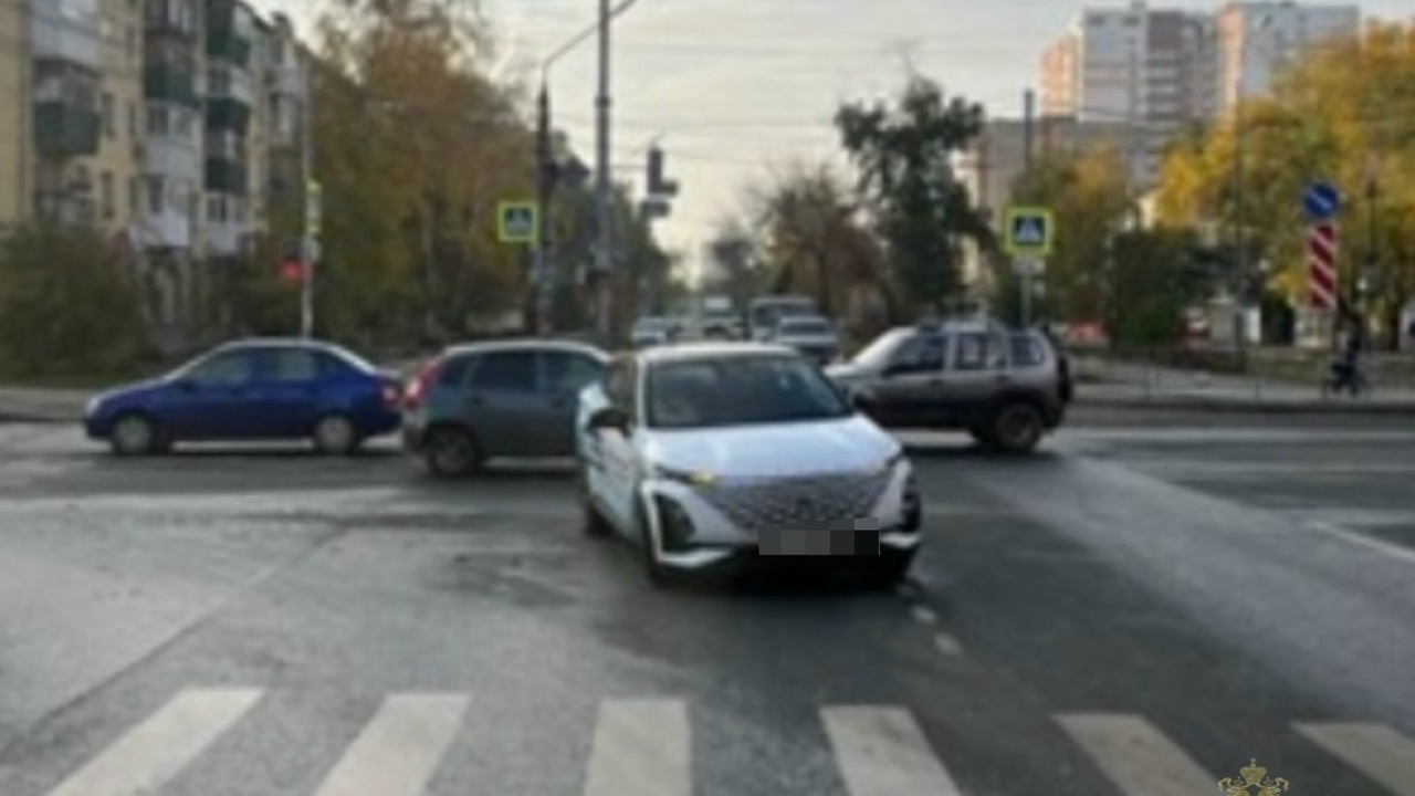 За сутки 18 октября в Самарской области произошло 6 ДТП, выявили 609 нарушений Наиболее серьезные ДТП произошли в Самаре и Тол...