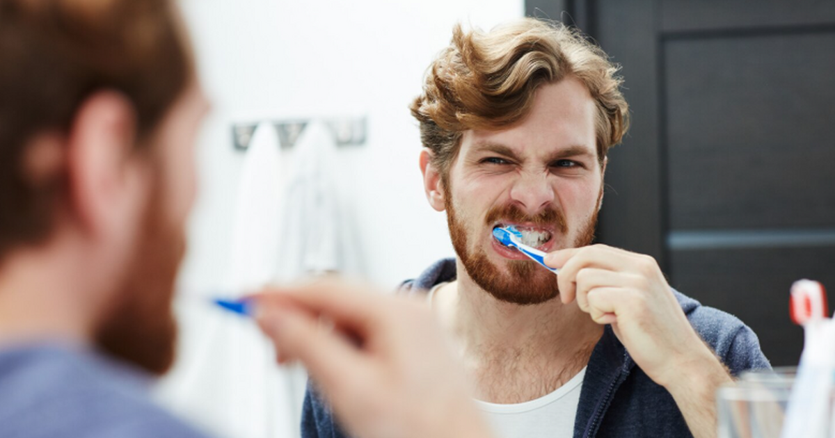 Стоматолог Магомади Халилбеков рассказал, как н...