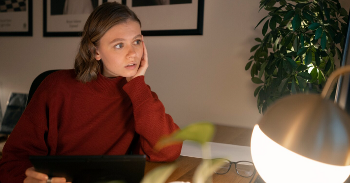 Слабый утренний свет активирует биомаркеры депрессии у взрослых Проведение первых часов дня в тускло освещённом...