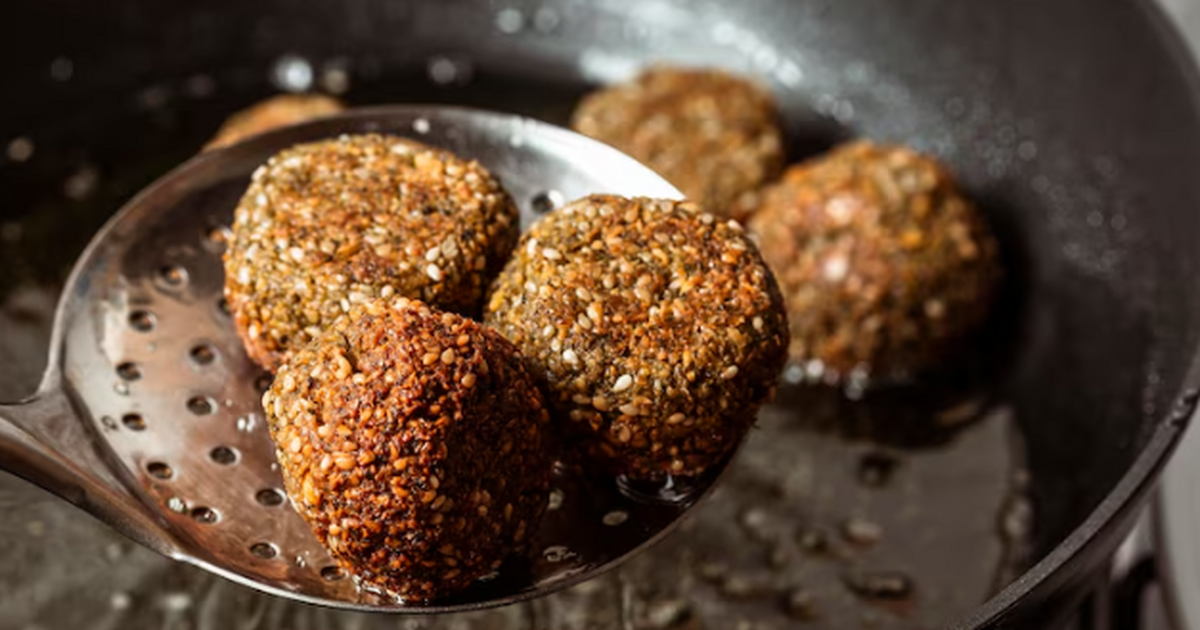 Котлеты за 189 рублей: в них нет мяса, и вот до...