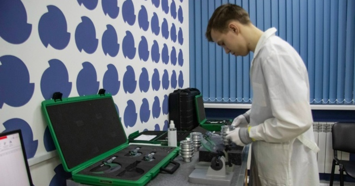 Сейчас в системе СПО обучаются около 94 тысячи ...