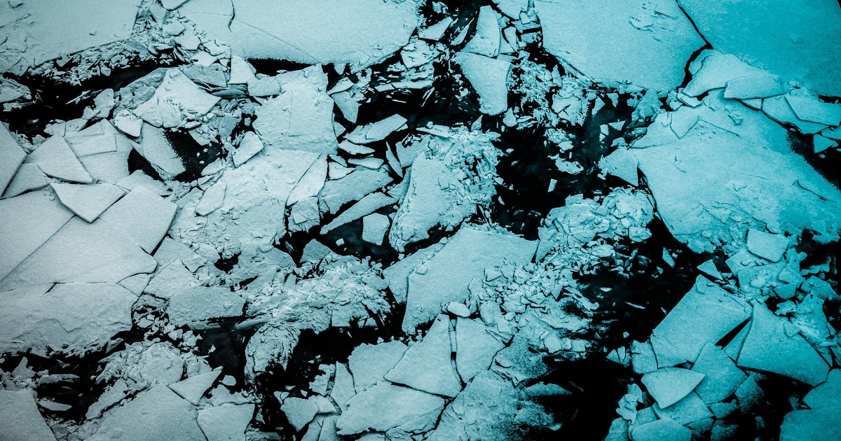 В облаках Антарктиды обнаружили парадоксальный дефицит частиц льда В облаках не хватает ядер конденсации