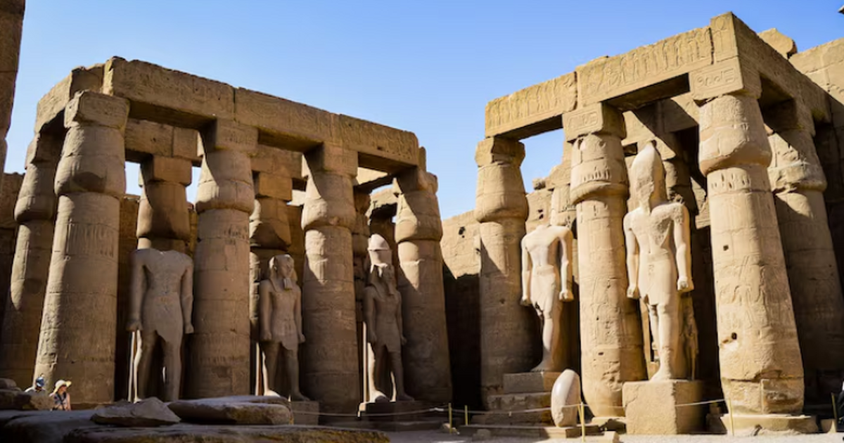 В Мит-Рахине археологи нашли известняковое соор...