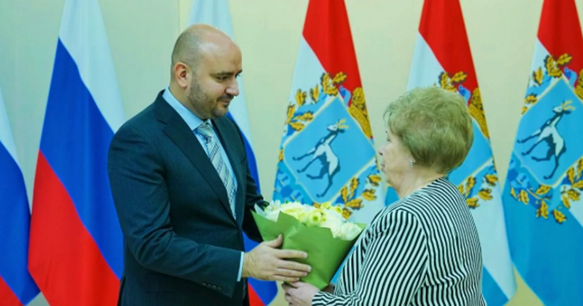 Губернатор Федорищев вручил госнаграды жителям Самарской области Награды получили самарцы, посвятившие себя служ...