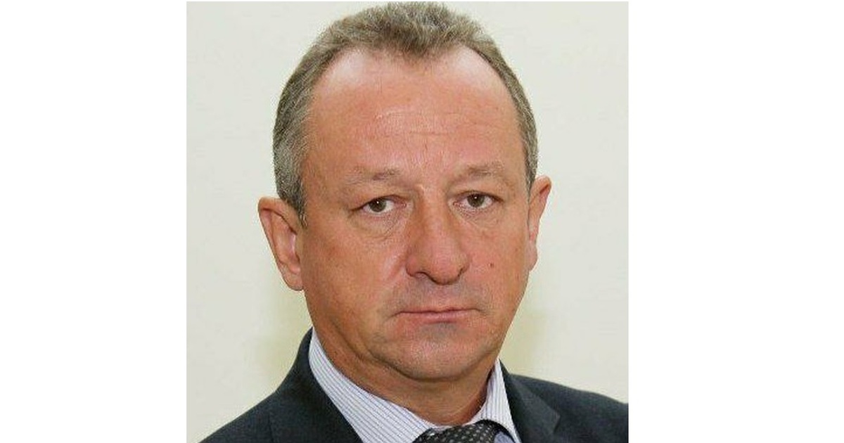 Глава Кировского района Самары закрыл опрос о переходе в мессенджер Max Ситуация привлекла внимание федеральных СМИ