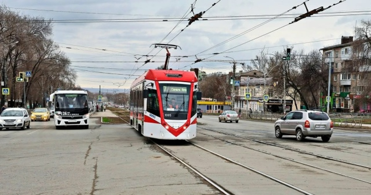 В Самаре изменили схему движения на перекрёстке XXII Партсъезда и Вольской Работы на участке начались вечером 22 мая и про...