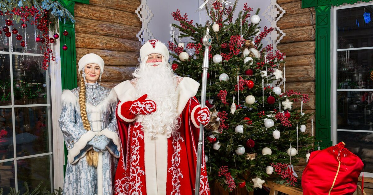Костюмы Деда Мороза в Самаре подешевели на 21% при росте продаж в 2,5 раза Продажи новогодних атрибутов выросли на 86%