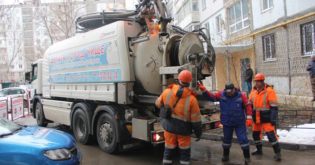 "РКС-Самара" в десятый раз за год устранили засор у дома на Дачной Этот участок считается одним из самых проблемны...