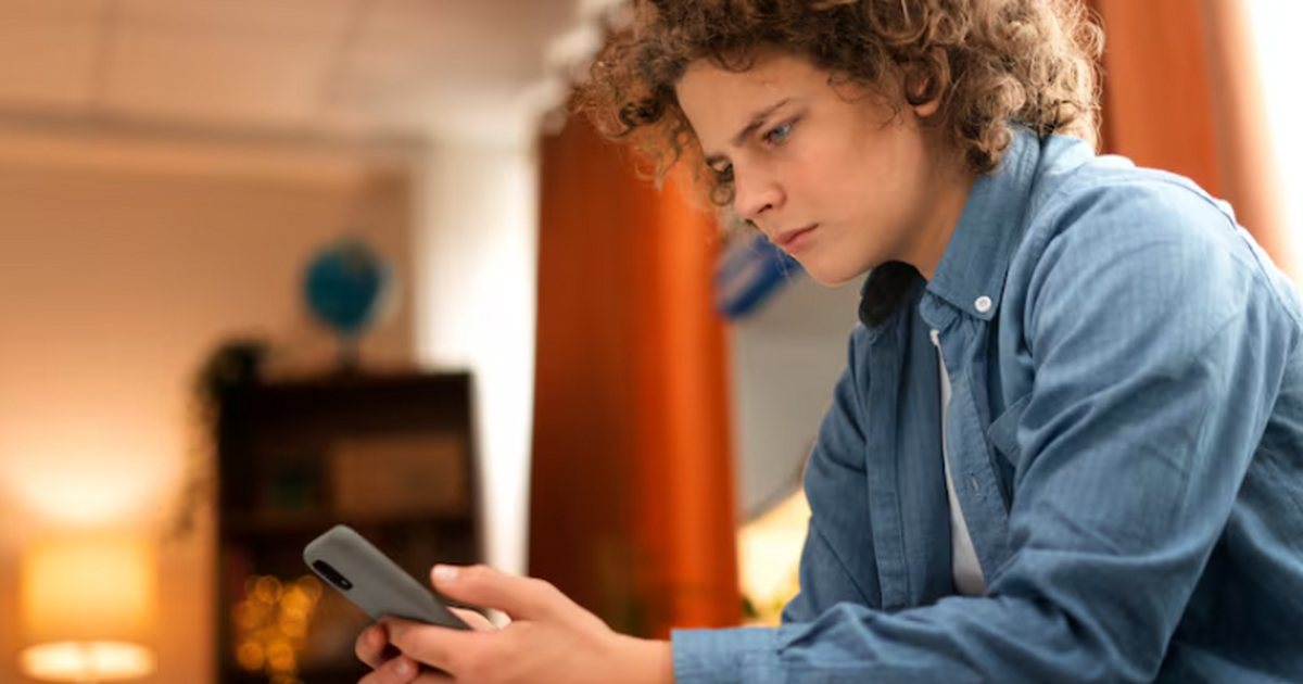 МВД призывает подростков не выполнять поручения...