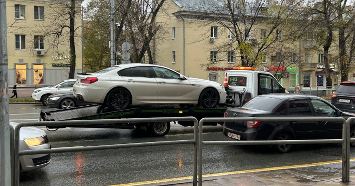 Этот предмет в багажнике сделает из вас пешехода: потеряйте права на 1,5 года за безобидную вещь С началом сезона слякоти и грязи на дорогах у р...