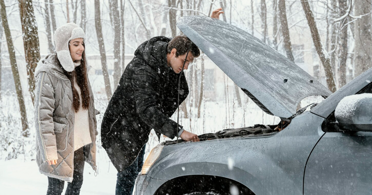 Зима каждый год застаёт многих водителей враспл...