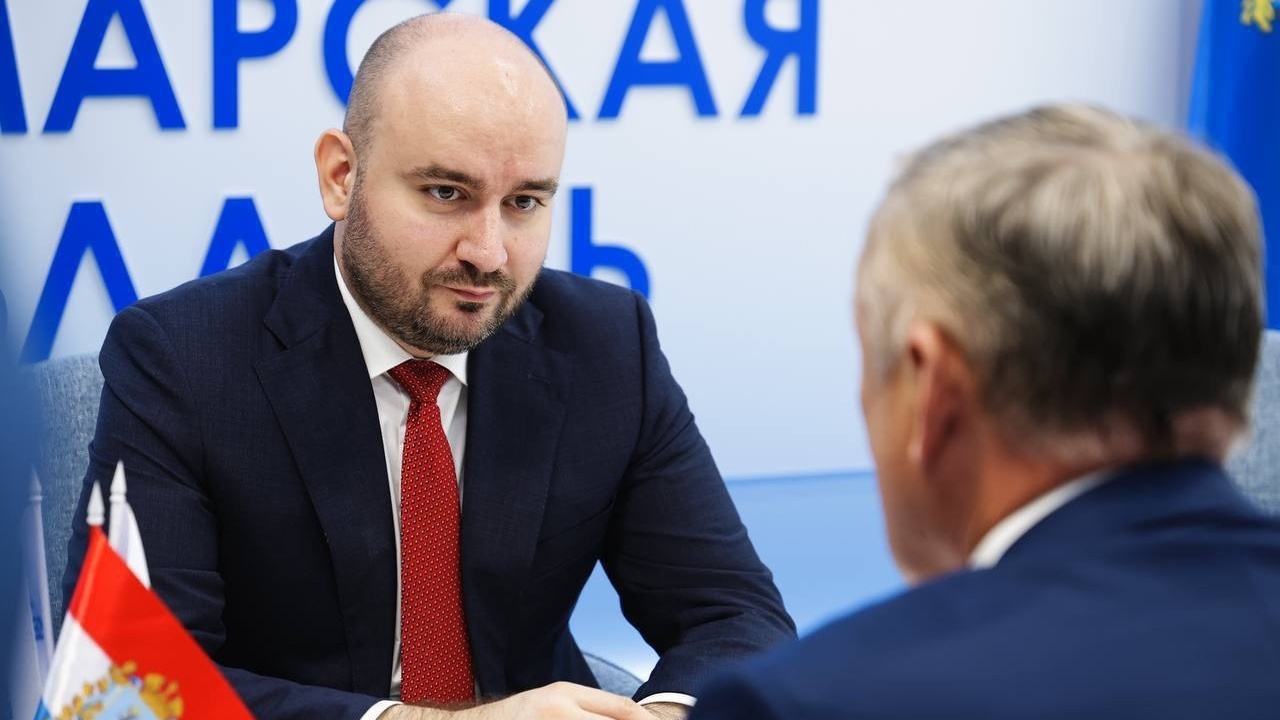 К 2032 году в Самаре у "Солидарность Арены" построят гостиничный комплекс На ПМЭФ-2025 Вячеслав Федорищев подписал соглаш...