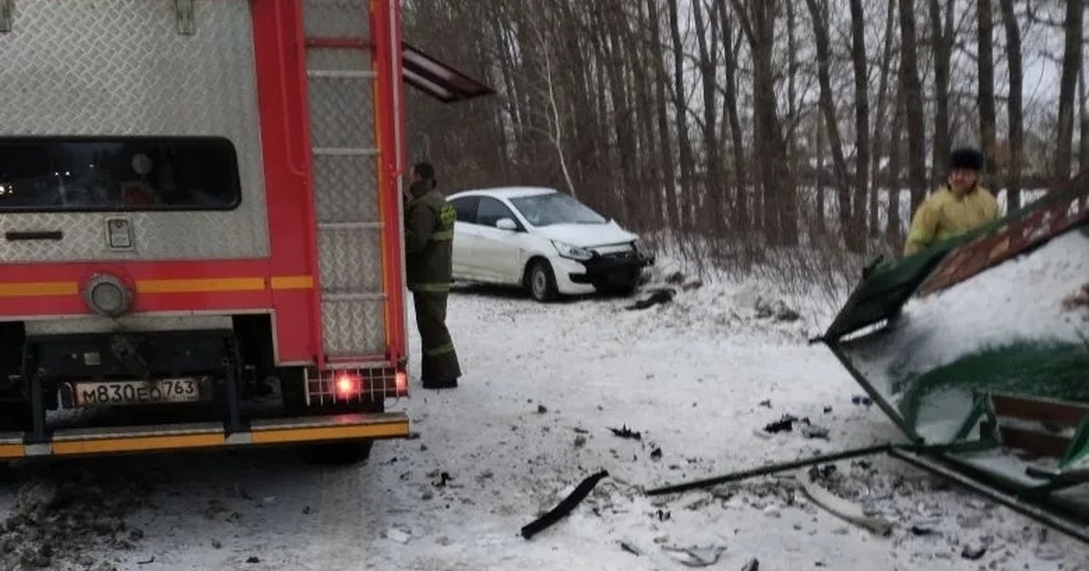 Водитель автомобиля госпитализирована