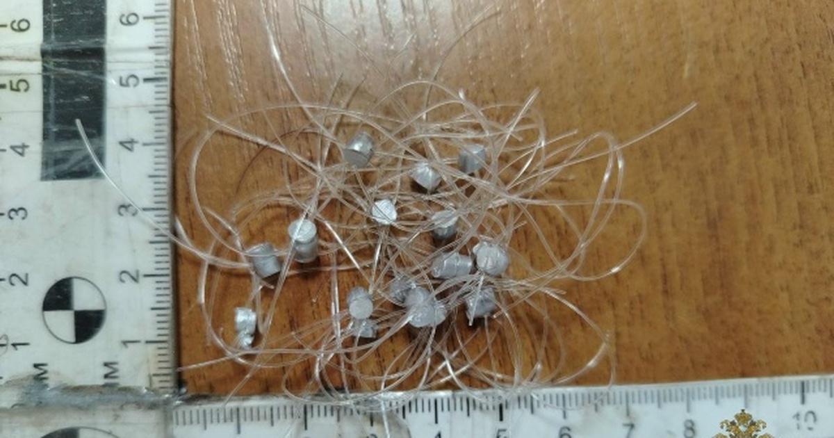 Угрожая газовым баллончиком, он ограбил ювелирн...